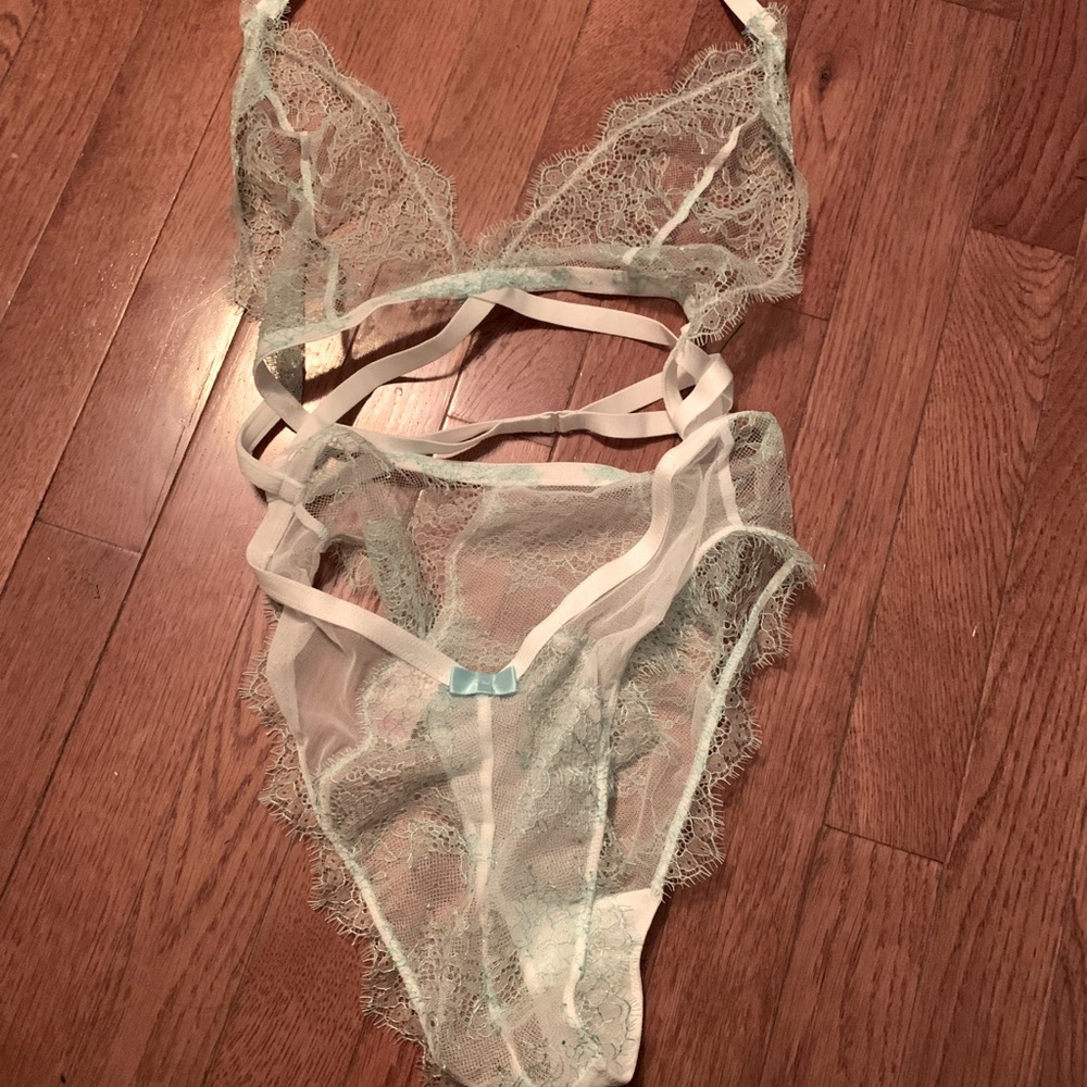 NWOT Victoria’s Secret Bridal Teddy